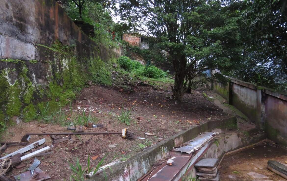 Casa à venda no Antônio Dias: 