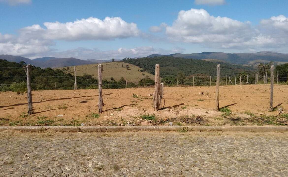 Lote à venda no Alto da Beleza: 