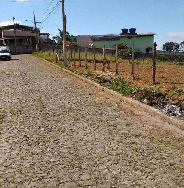 Lote à venda no Alto da Beleza: 