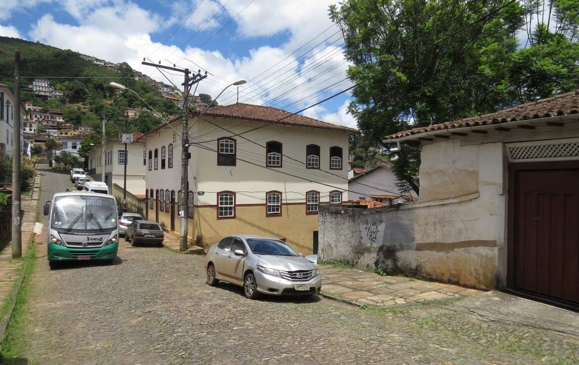Galpão à venda no Antônio Dias: 