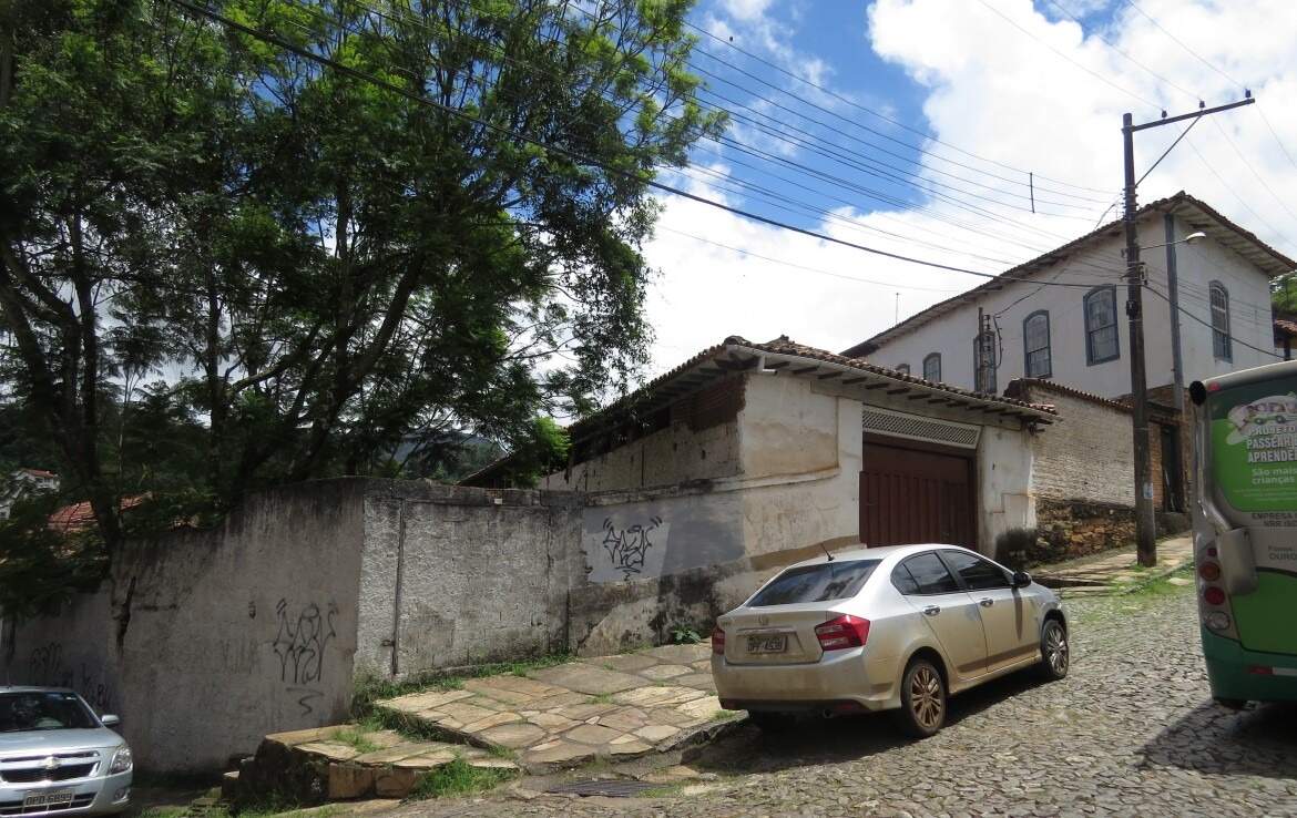 Galpão à venda no Antônio Dias: 