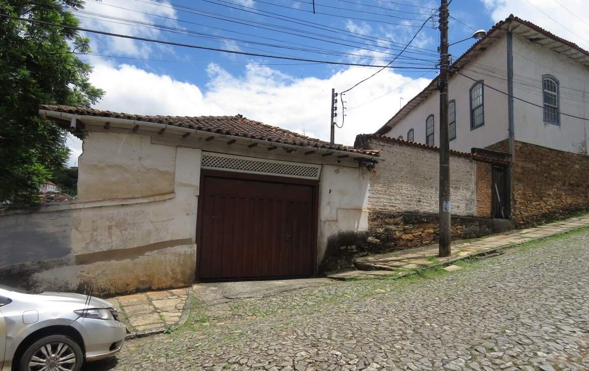 Galpão à venda no Antônio Dias: 