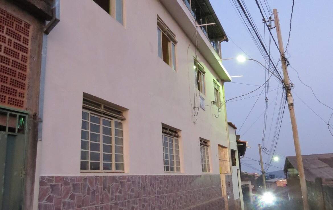 Casa à venda no Morro da Queimada: 