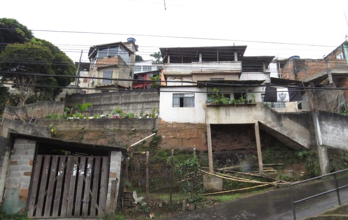 Casa à venda no Alto da Cruz: 