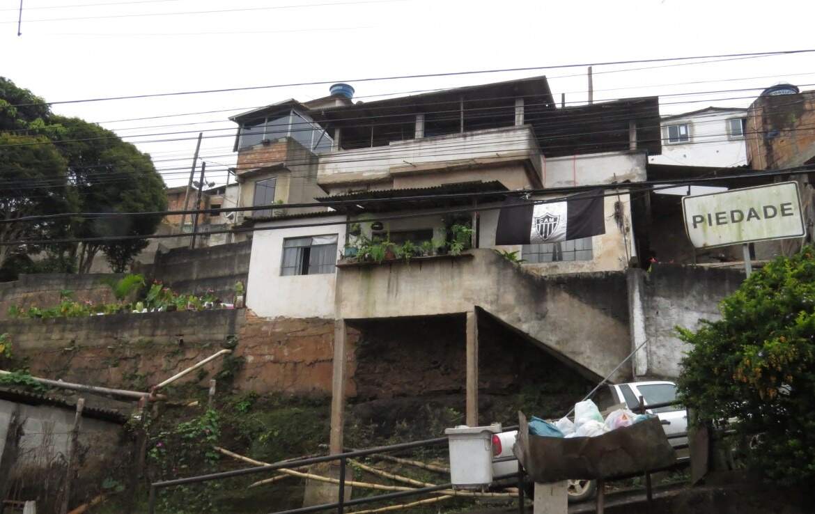 Casa à venda no Alto da Cruz: 
