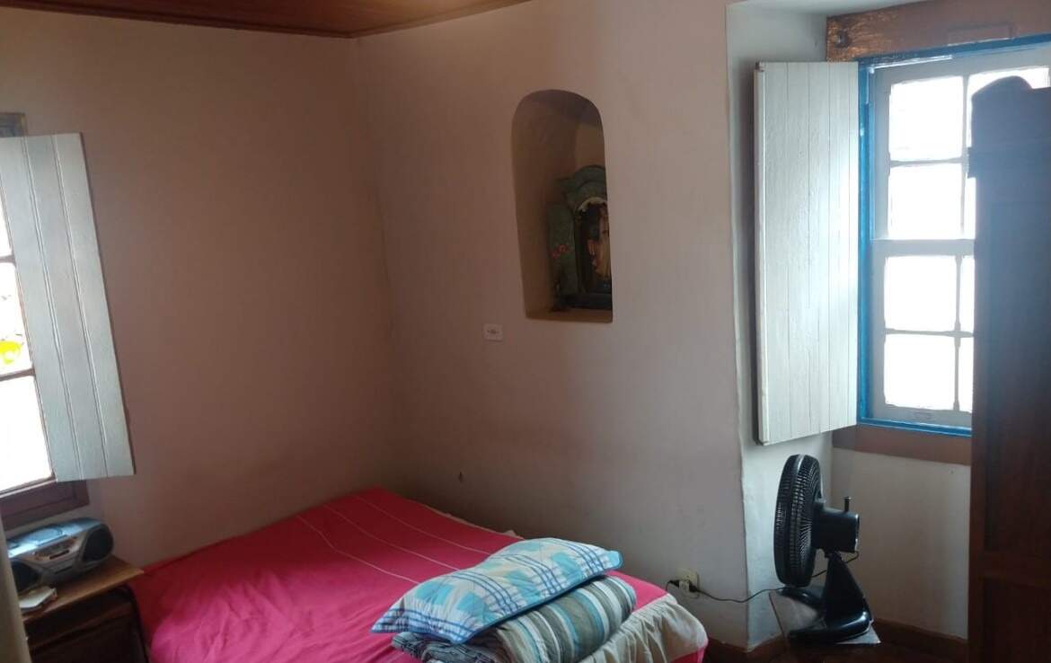 Casa à venda no Antônio Dias: 