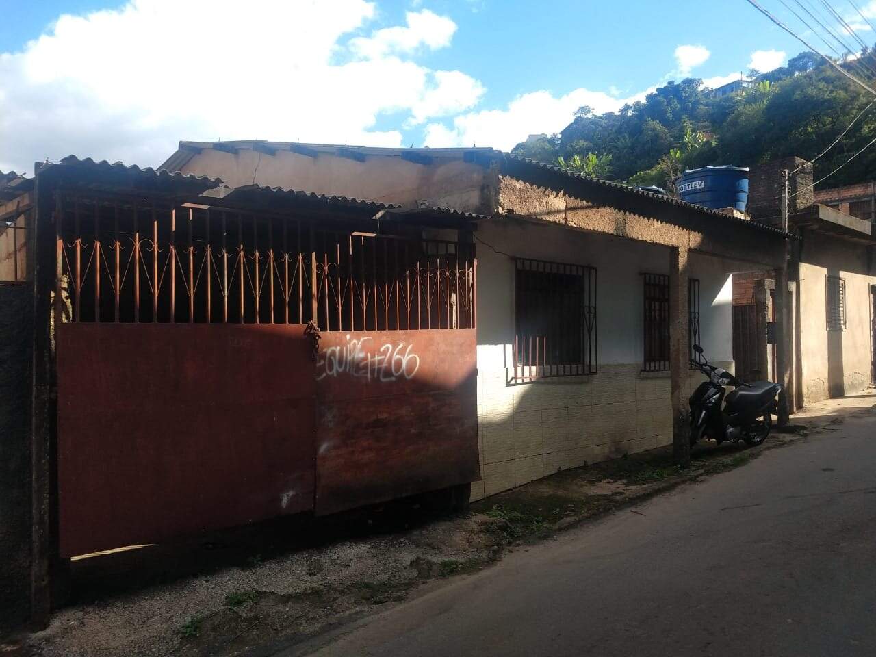 Casa à venda no Morro Santana: 