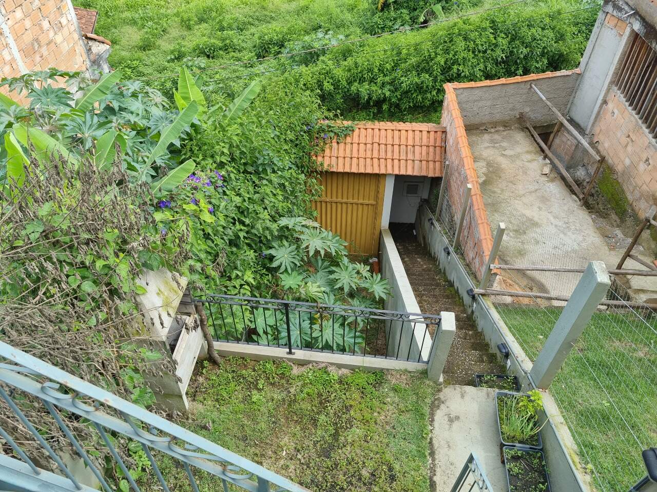 Casa à venda no Antônio Dias: 