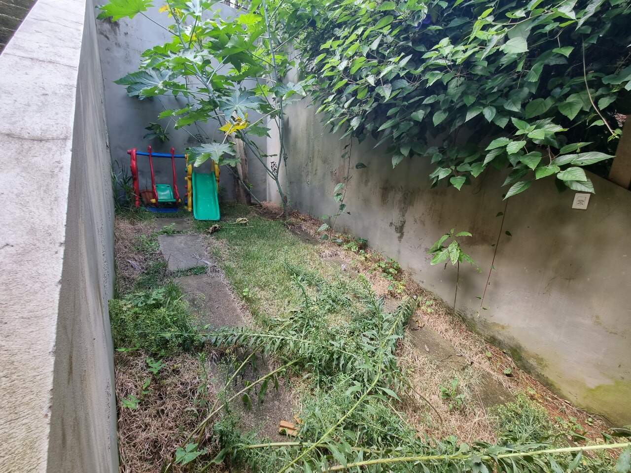 Casa à venda no Antônio Dias: 