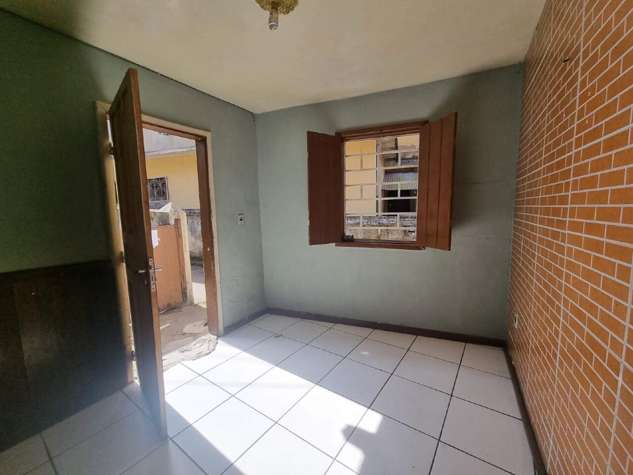 Casa à venda no Bairro Barra: 