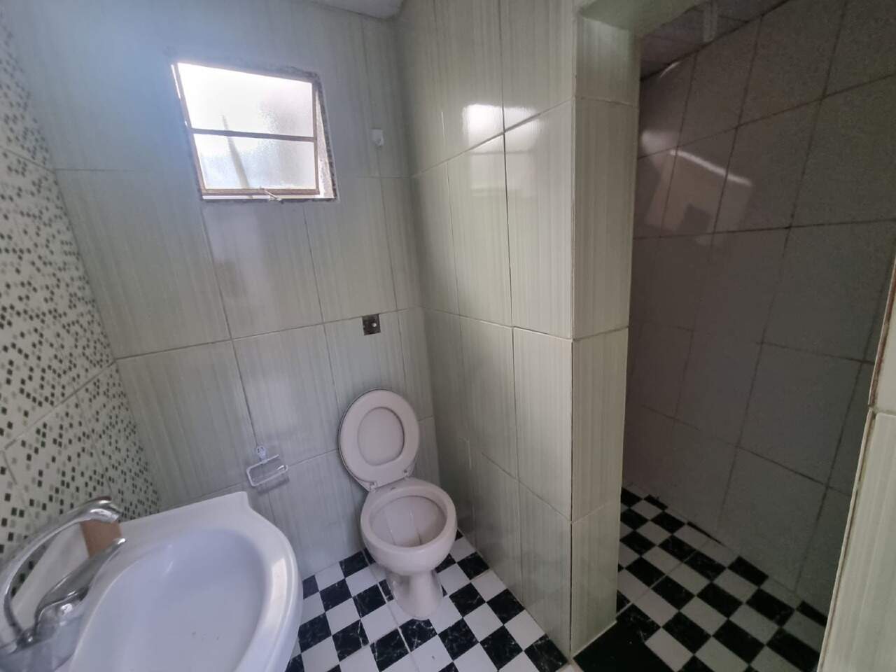 Casa à venda no Bairro Barra: 