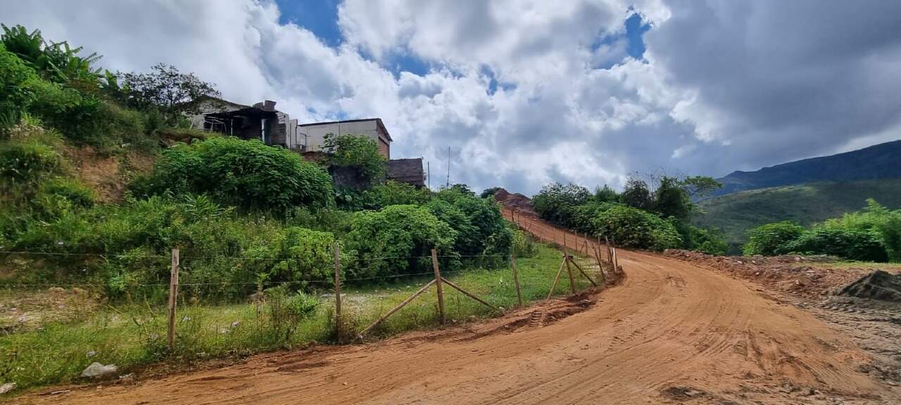 Lote à venda no Santa Cruz: 