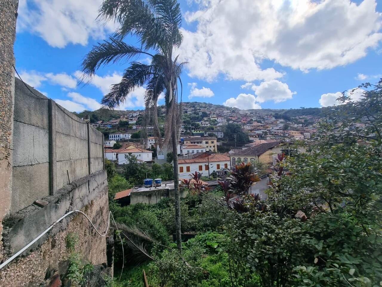 Lote à venda no Alto da Cruz: 