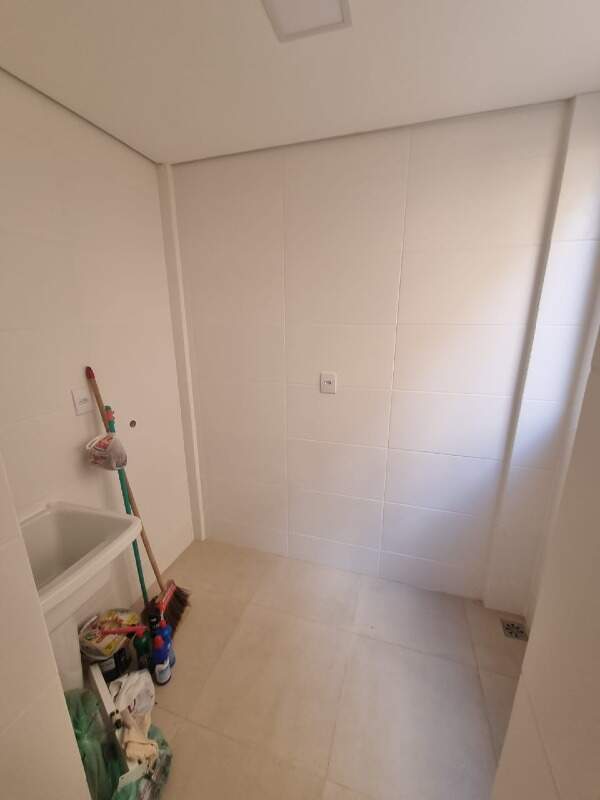 Apartamento à venda no Bairro Nossa Senhora de Lourdes: 