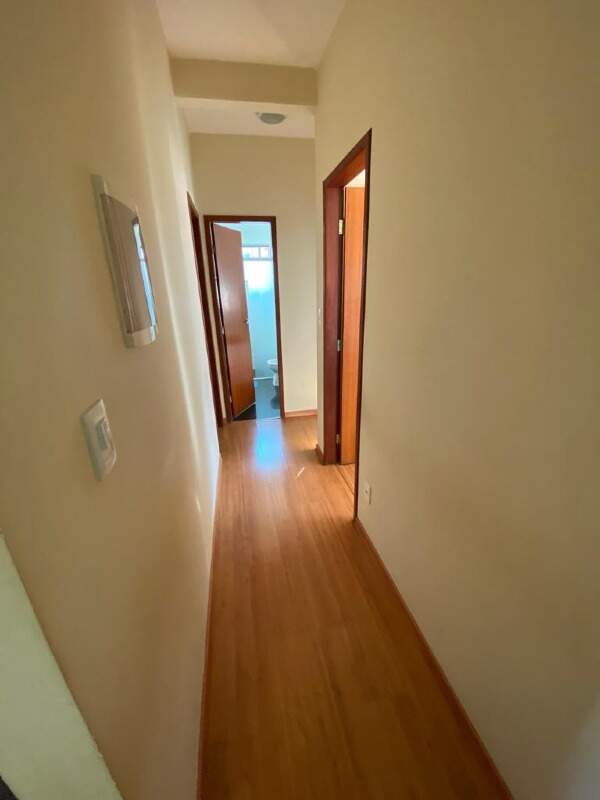 Casa à venda no Pioneiros: 