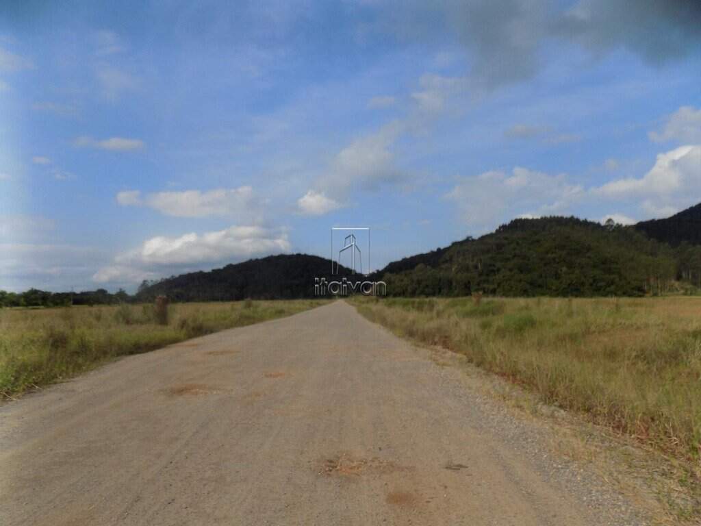 Terreno à venda no Bruderthal II: 