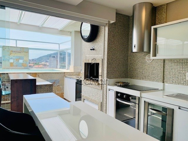 Cobertura à venda no Centro: 