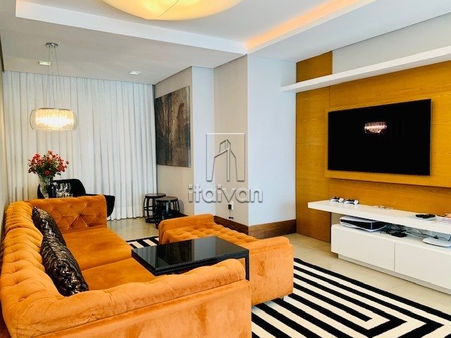 Cobertura à venda no Centro: 