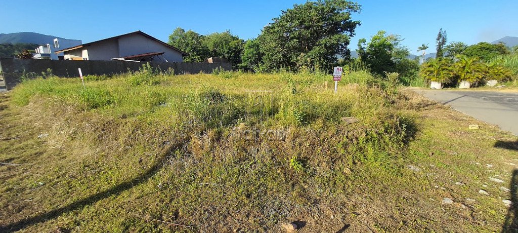 Terreno à venda no Três Rios do Norte: 