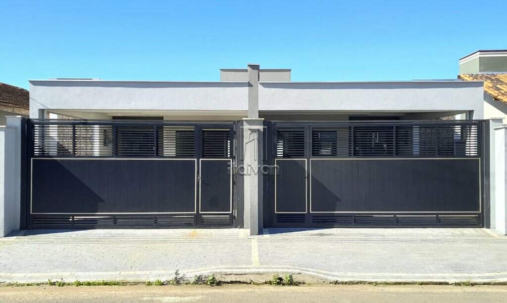 Geminado à venda no Três Rios do Norte: 