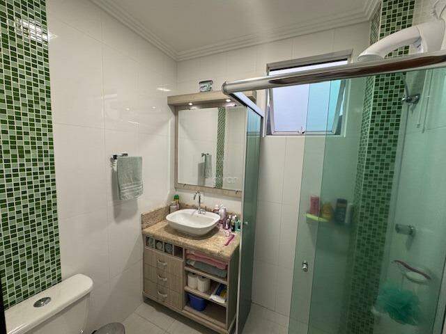 Apartamento à venda no Vila Lalau: 