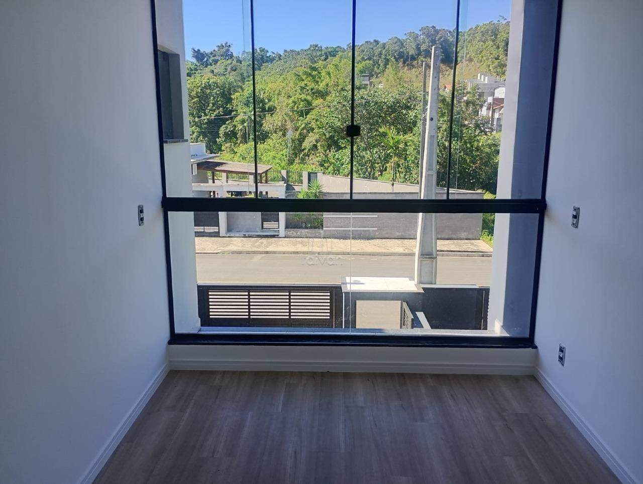 Geminado à venda no Três Rios do Norte: 