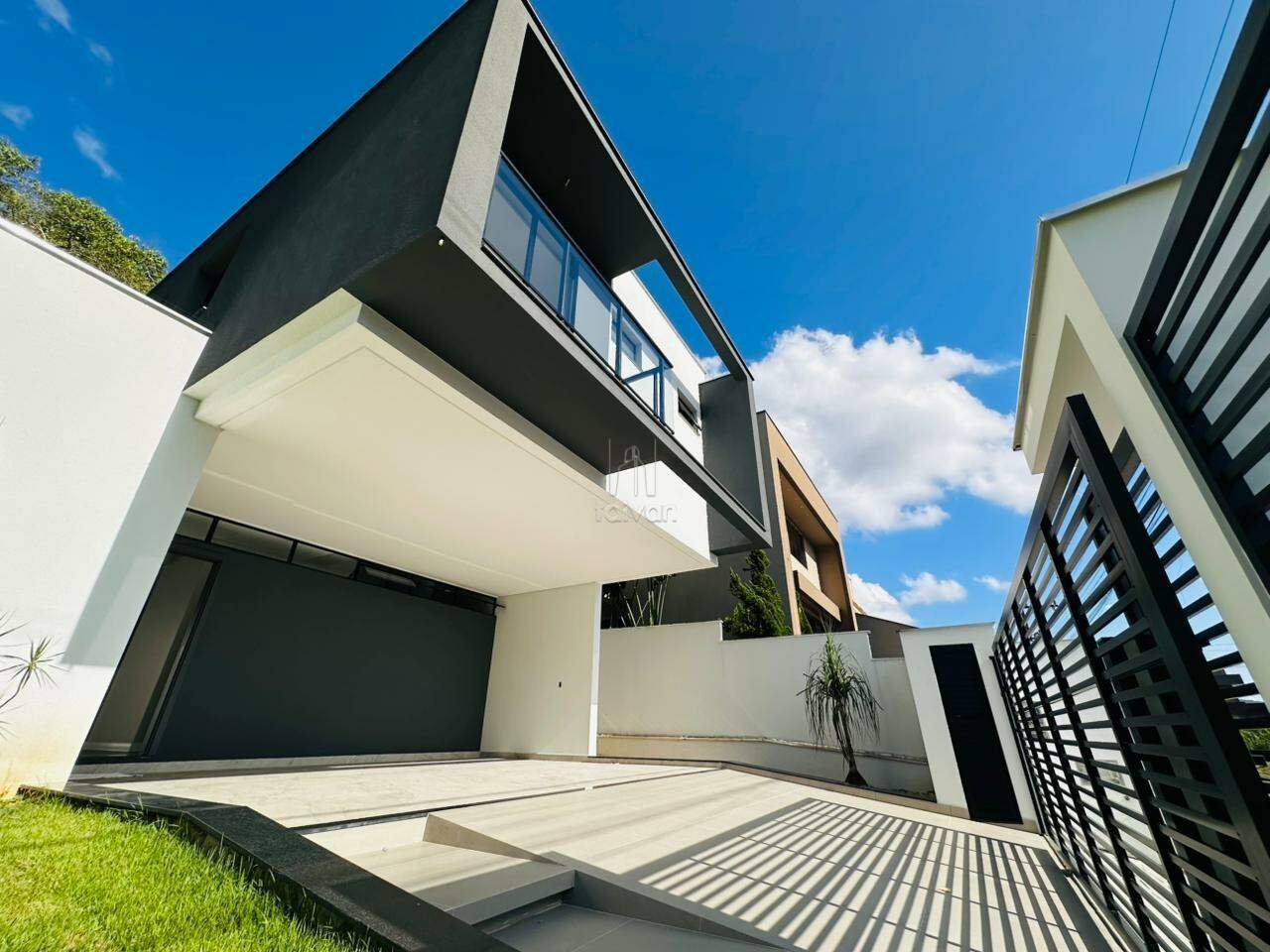 Casa à venda no Amizade: 