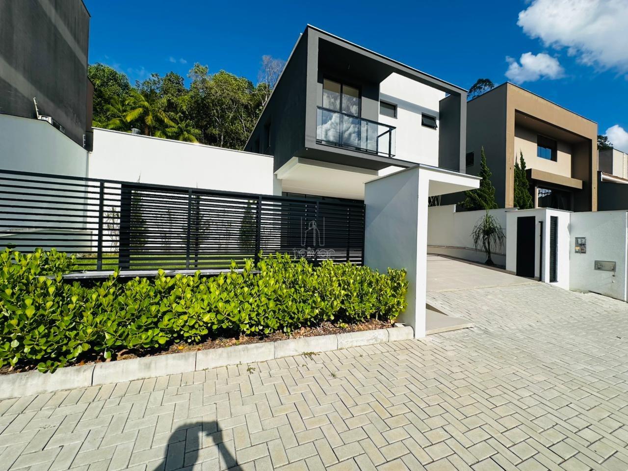 Casa à venda no Amizade: 