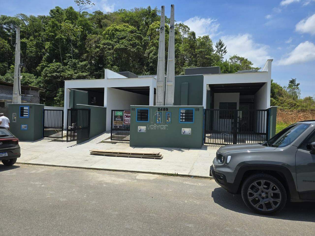 Geminado à venda no Três Rios do Norte: 