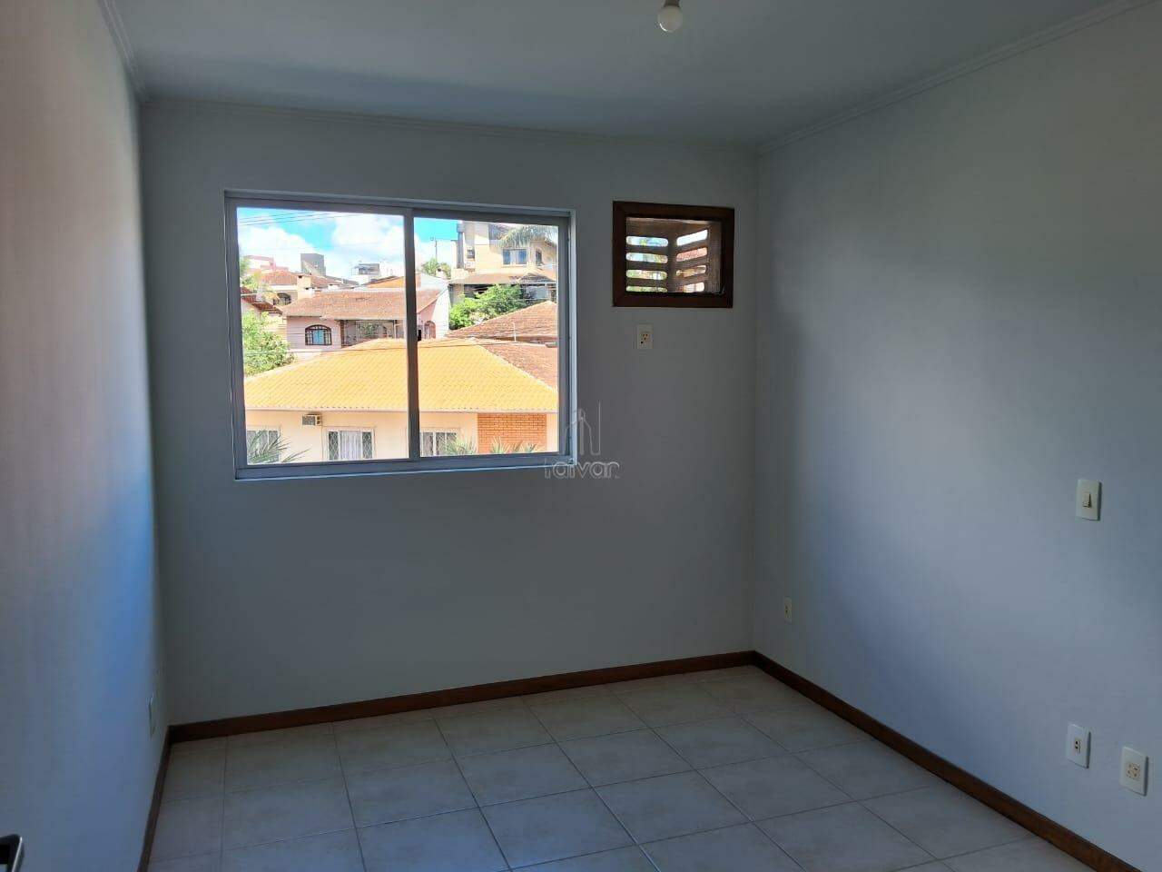 Apartamento para aluguel no Jaraguá Esquerdo: 