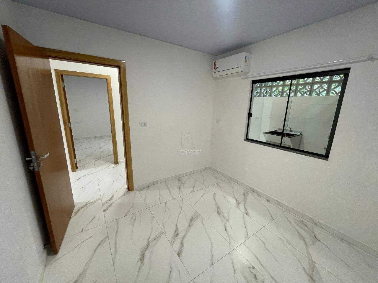 Casa para aluguel no Vila Lenzi: 