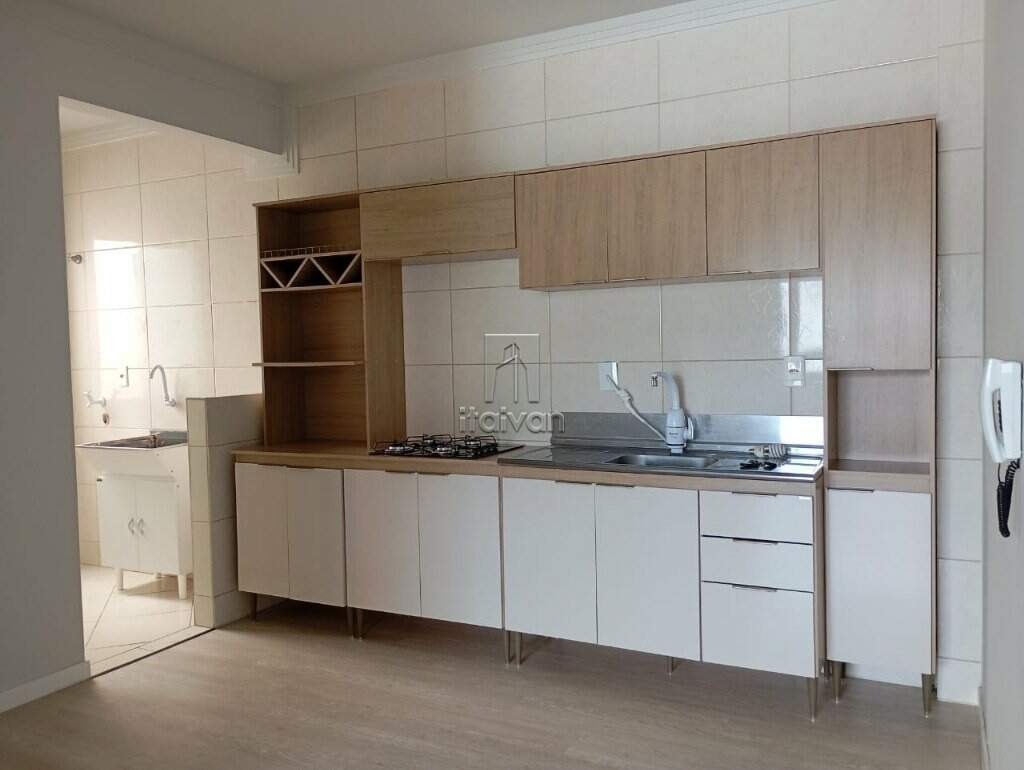 Apartamento para aluguel no Czerniewicz: 