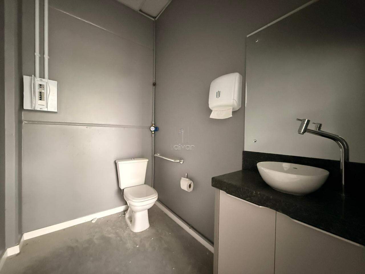 Sala Comercial para aluguel no Vila Lenzi: 