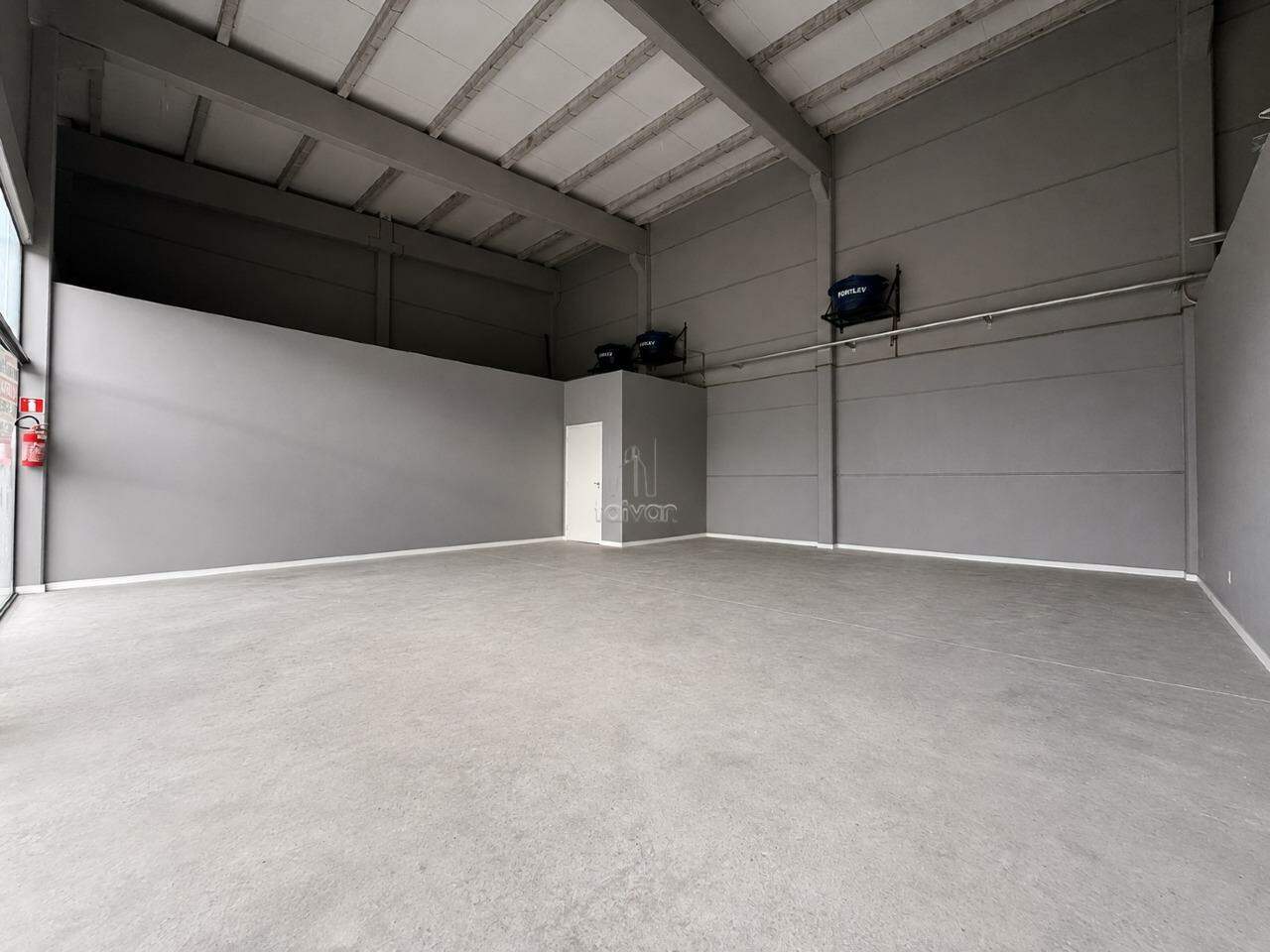 Sala Comercial para aluguel no Vila Lenzi: 