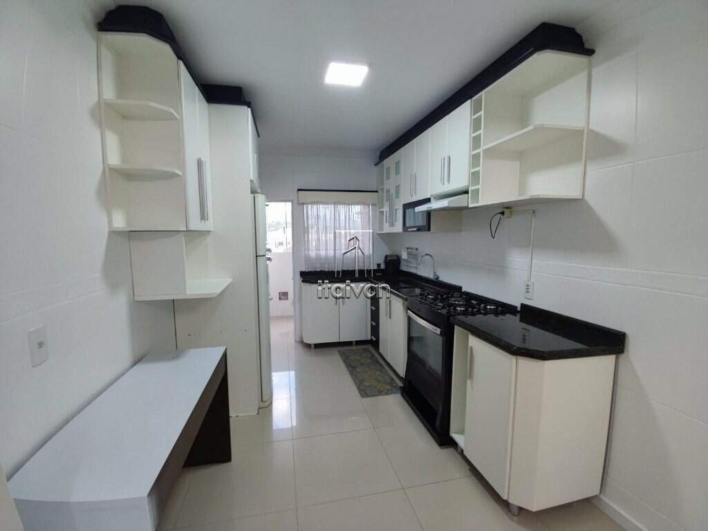 Apartamento para aluguel no Czerniewicz: 