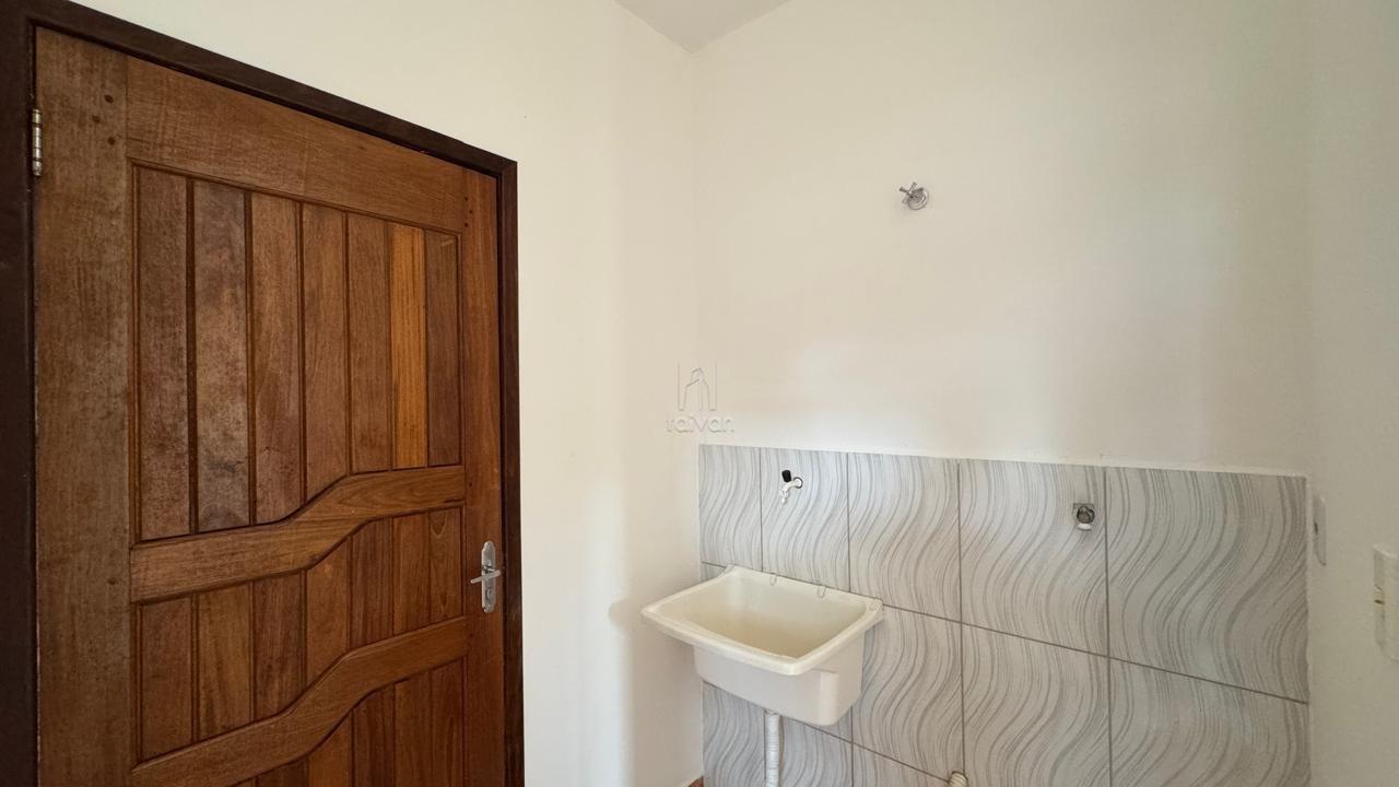 Casa à venda no Três Rios do Norte: 