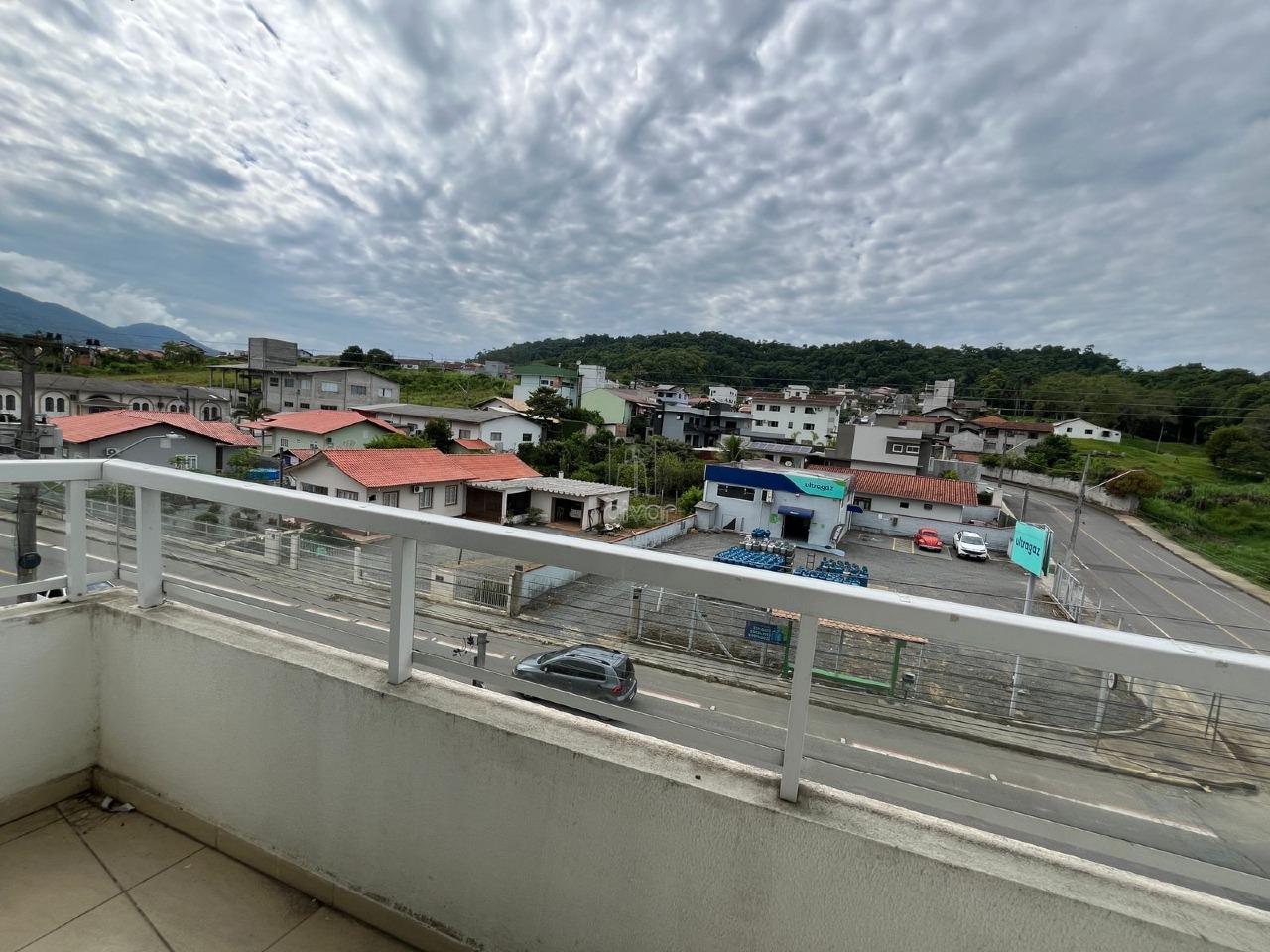 Apartamento à venda no Estrada Nova: 