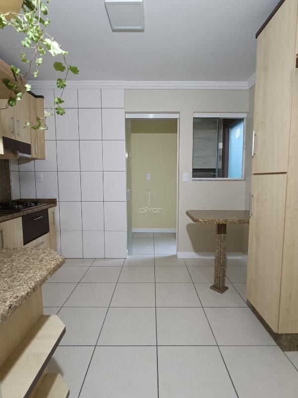 Apartamento à venda no Jaraguá Esquerdo: 