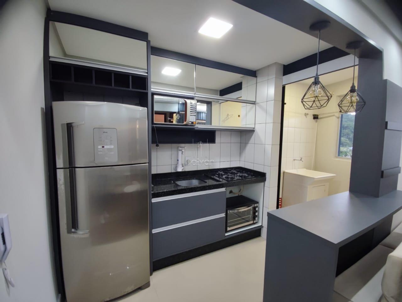 Apartamento para aluguel no Rau: 