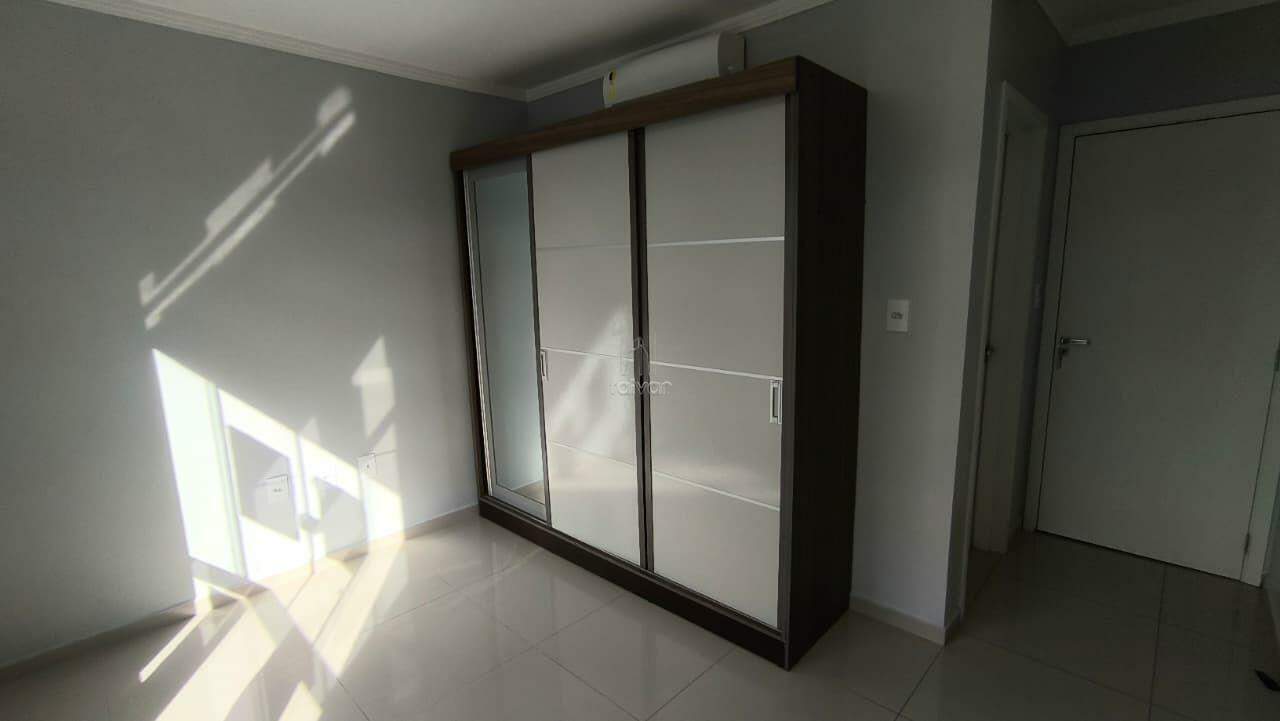 Apartamento para aluguel no Centenário: 