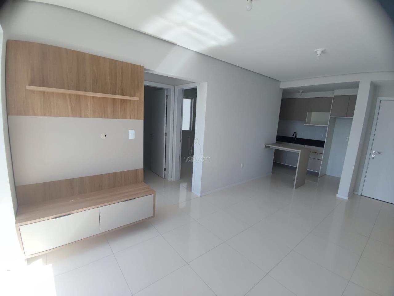 Apartamento para aluguel no Rau: 
