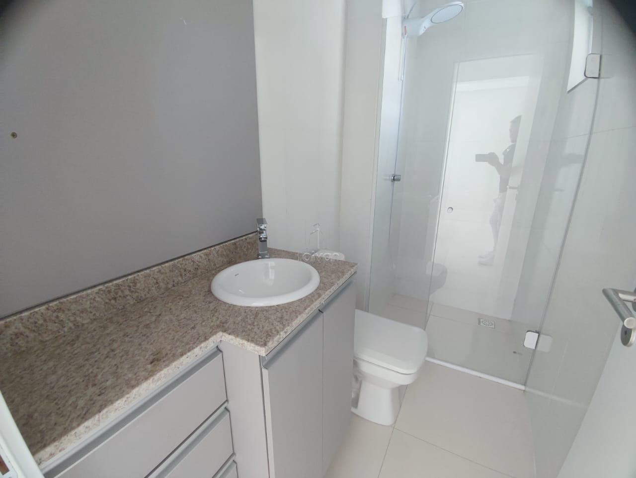 Apartamento para aluguel no Rau: 