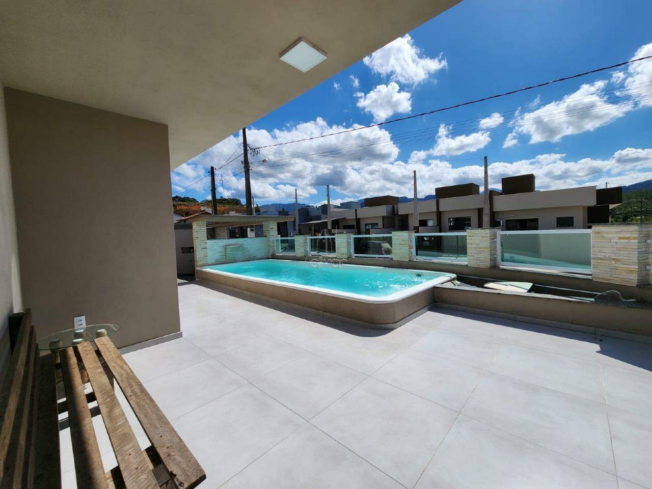 Casa à venda no Três Rios do Norte: 