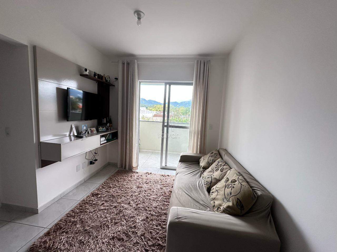 Apartamento para aluguel no Três Rios do Sul: 