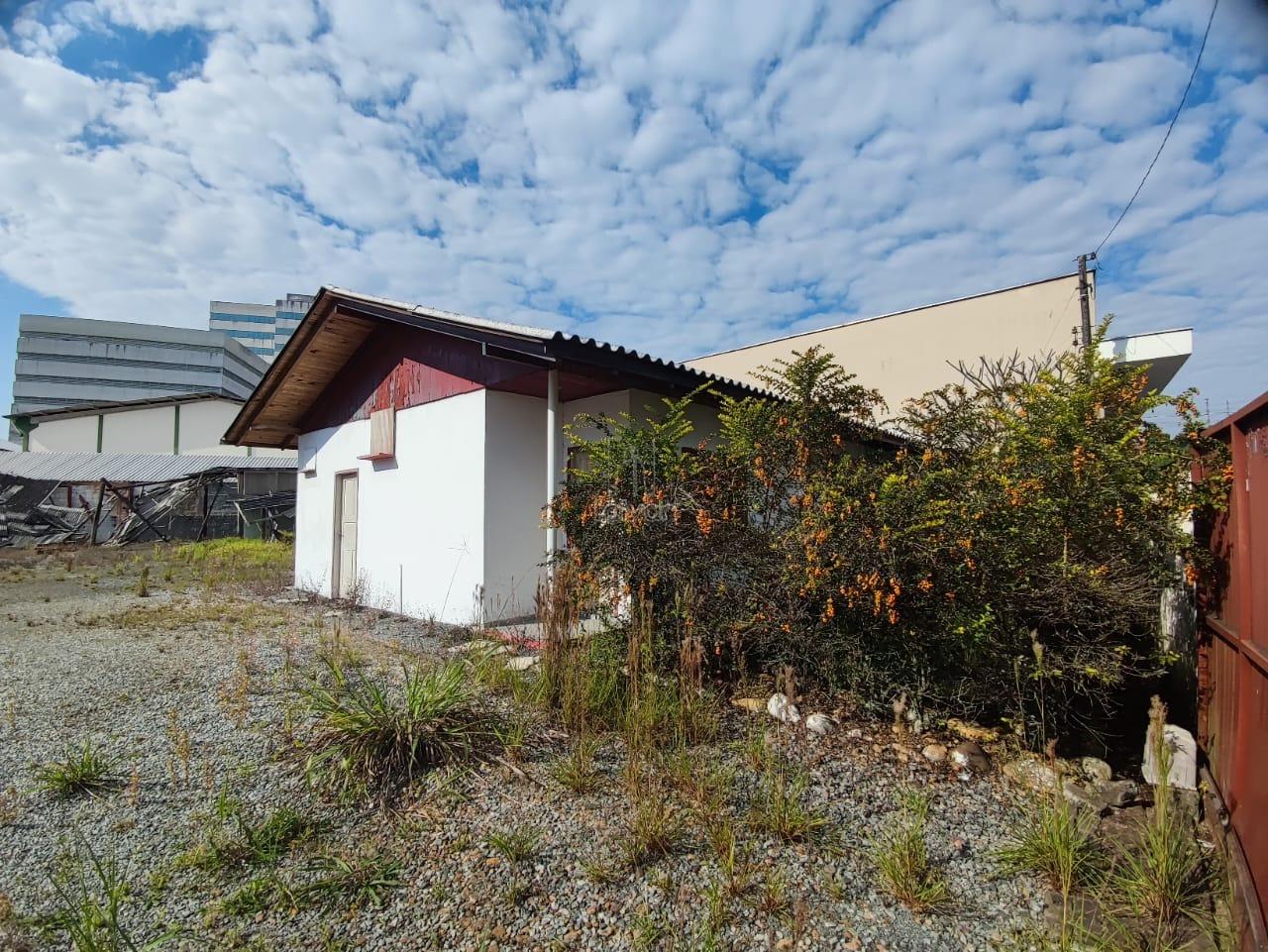 Terreno para aluguel no Centro: 