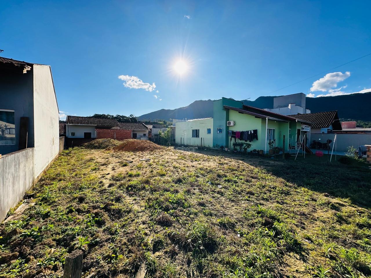 Terreno à venda no Santo Antônio: 