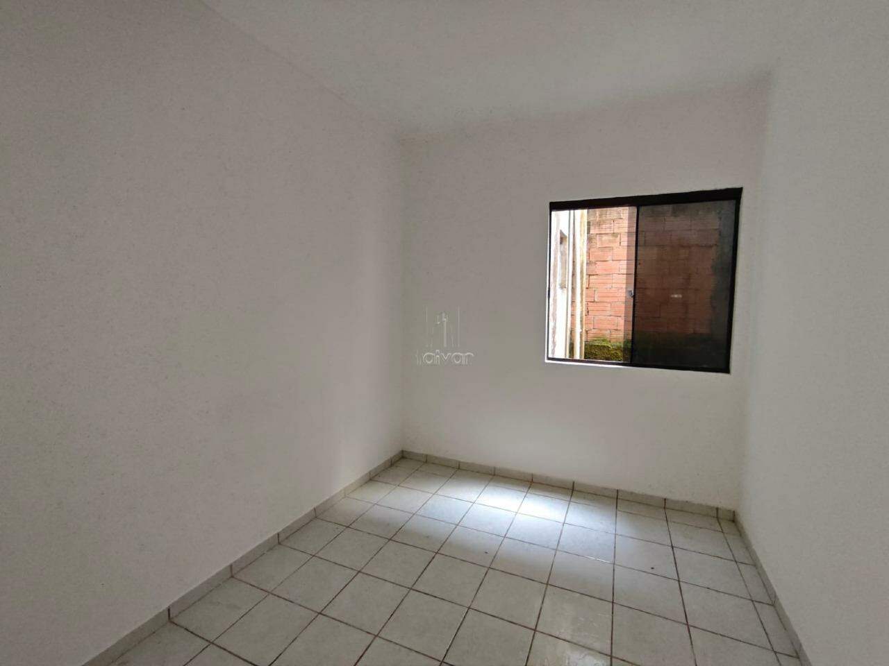 Apartamento para aluguel no Rau: 