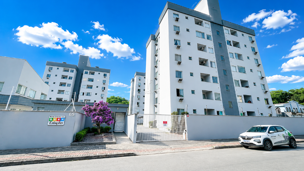 Apartamento à venda no Estrada Nova: 