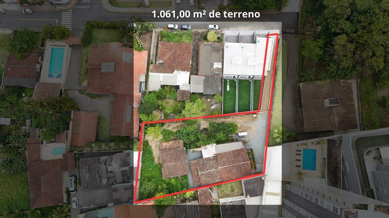 Casa à venda no Centro: 