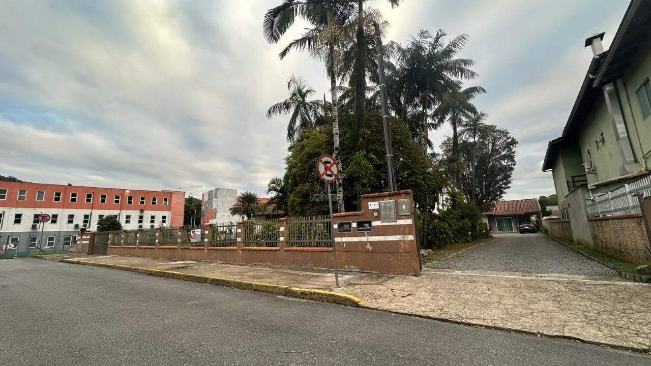 Terreno à venda no Vila Lalau: 